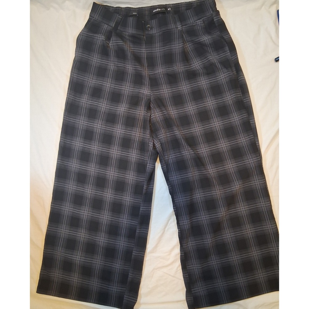 Torrid Studio Crepe Wide Leg High Rise Pants Shadow Plaid Grey Black Size 18